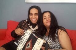 Raquel Arias, entregada a Dios; tiene una muy buena relacion con su colega María Díaz